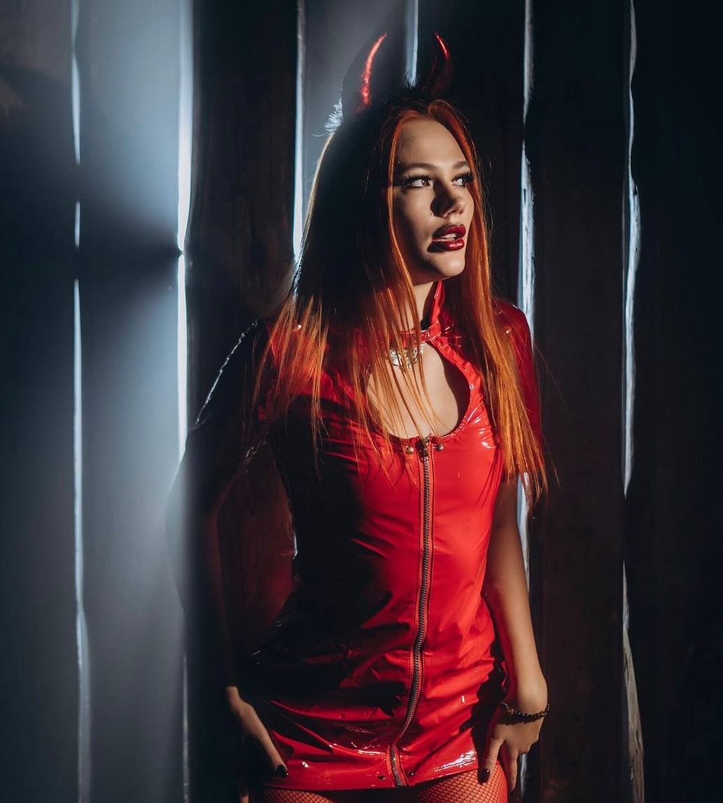 Дамира привлекальеная девушка из Чистякова цена от 4000 руб