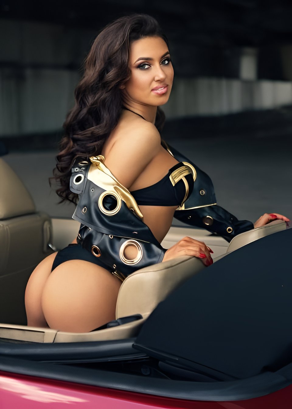 Арина привлекальеная девушка из Чистякова цена от 3000 руб